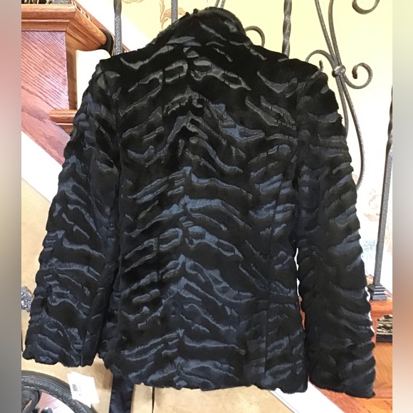 JLo By Jennifer Lopez Outerwear Black Faux Fur Double Breasted Jacket With Tie - Picture 4 of 17